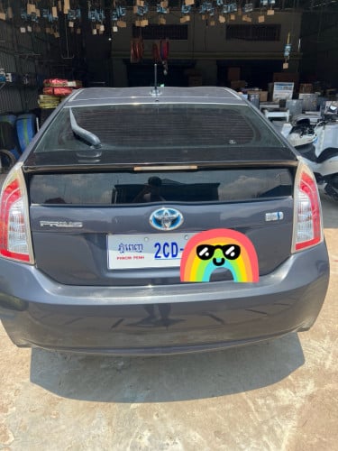 Prius 2013 OP3 sell