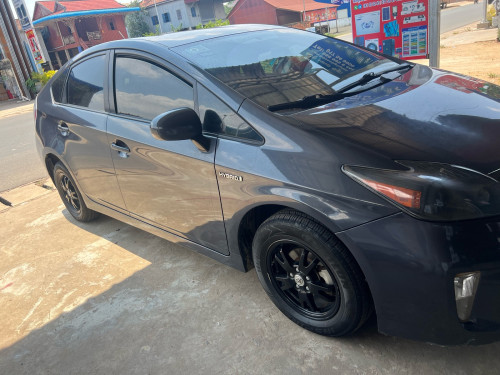 Prius 2013 OP3 sell