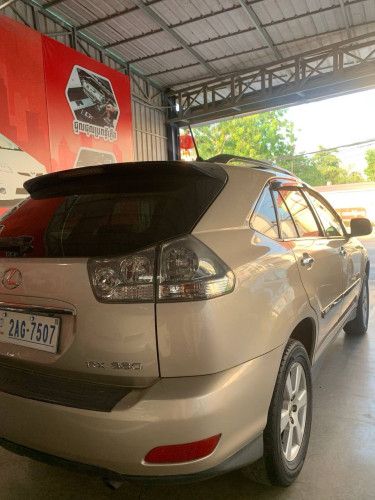 Rx330 2004 Full Option ប៉ុង២