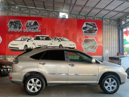Rx330 2004 Full Option ប៉ុង២