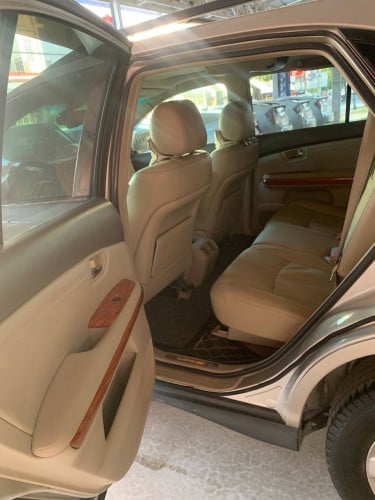 Rx330 2004 Full Option ប៉ុង២