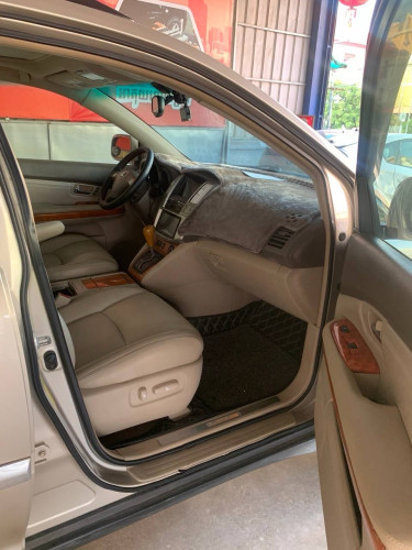 Rx330 2004 Full Option ប៉ុង២