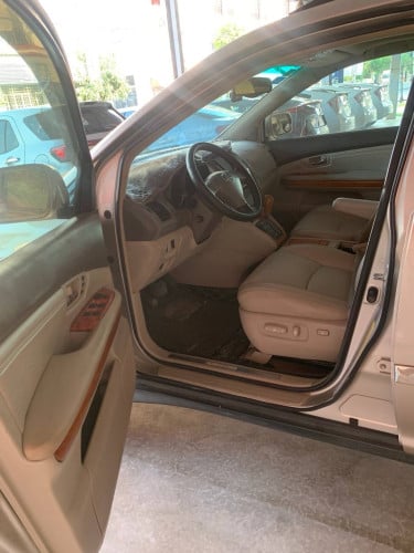 Rx330 2004 Full Option ប៉ុង២