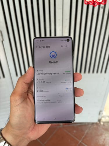 Samsung S10 128G Ram8G Sim1 ម៉ាសុីនអេក្រង់ស្រុីន