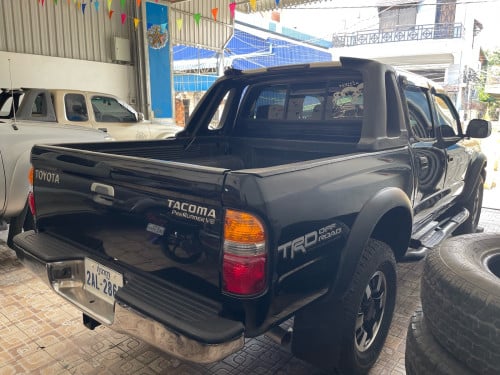 Tacoma ឆ្នាំ03 មានABS V6 ប៉ុង1ប៉ុងភ្លើង ឡានថ្មី