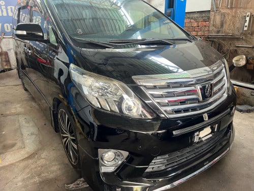 TOYOTA ALPHARD ជាច្រើនគ្រឿង ច្រើនសេរី មកដល់ហើយ