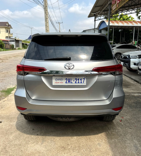 TOYOTA FORTUNER 2017 អូតូកាប់ពីតាស់