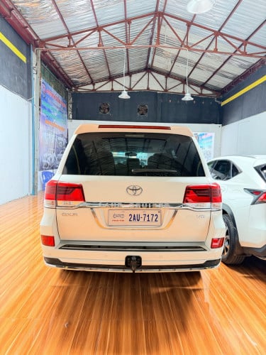 Toyota Land Cruiser V6 Full Option 2008 ឡើង​ស៊េរី​2021 ធានា​ឡាន​ស្អាត​