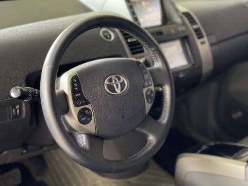 Toyota Prius 2008 full option ទេីបតែចូលស្តុកថ្មី តម្លៃល្អ បង់រំលស់សិក្សា១៥នាទីដកឡាន