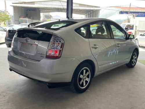 Toyota Prius 2008 full option ទេីបតែចូលស្តុកថ្មី តម្លៃល្អ បង់រំលស់សិក្សា១៥នាទីដកឡាន