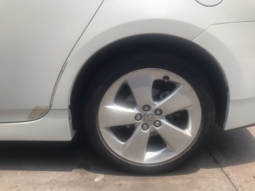 Toyota Prius 2012 option 3 ម្ចាស់ដើម ទើបជិះលក់ចង់ដូរសេរី