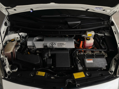 Toyota Prius 2012 option 5 ទេីបតែចូលស្តុកថ្មី តម្លៃល្អ បង់រំលស់សិក្សា១៥នាទីដកឡាន