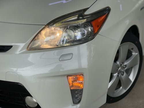 Toyota Prius 2012 option 5 ទេីបតែចូលស្តុកថ្មី តម្លៃល្អ បង់រំលស់សិក្សា១៥នាទីដកឡាន