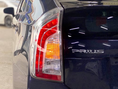 Toyota Prius 2014 option 5 ទេីបតែចូលស្តុកថ្មី តម្លៃល្អ បង់រំលស់សិក្សា១៥នាទីដកឡាន
