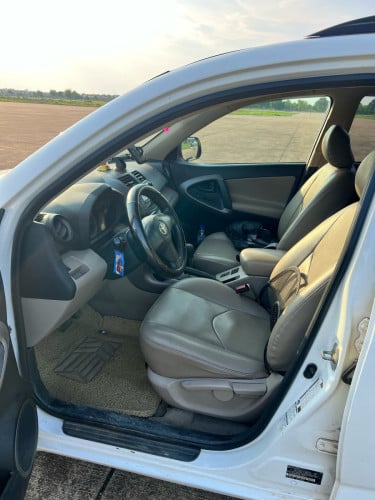 Toyota Rav4 2006 ចរចារបាន