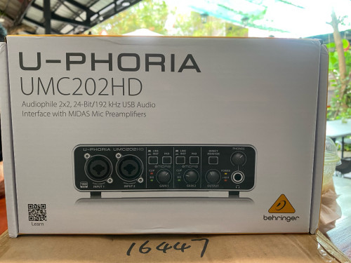 USB Audio Interface Behringer U-Phoria UMC202HD