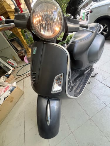 Vespa GTS 150cc