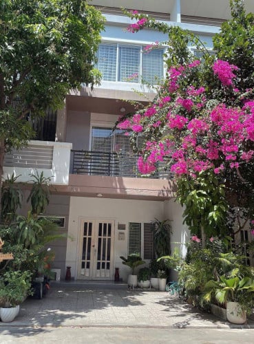 Villa LC2 for sale /rent(700$/m)