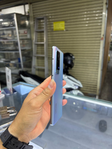 Vivo X60pro 256G Ram12G Sim2 CH ម៉ាសុីនអេក្រង់ស្រុីន