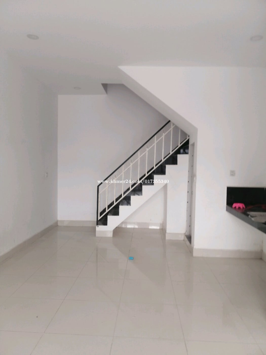 ផ្ទះលក់ទំហំ4*8m