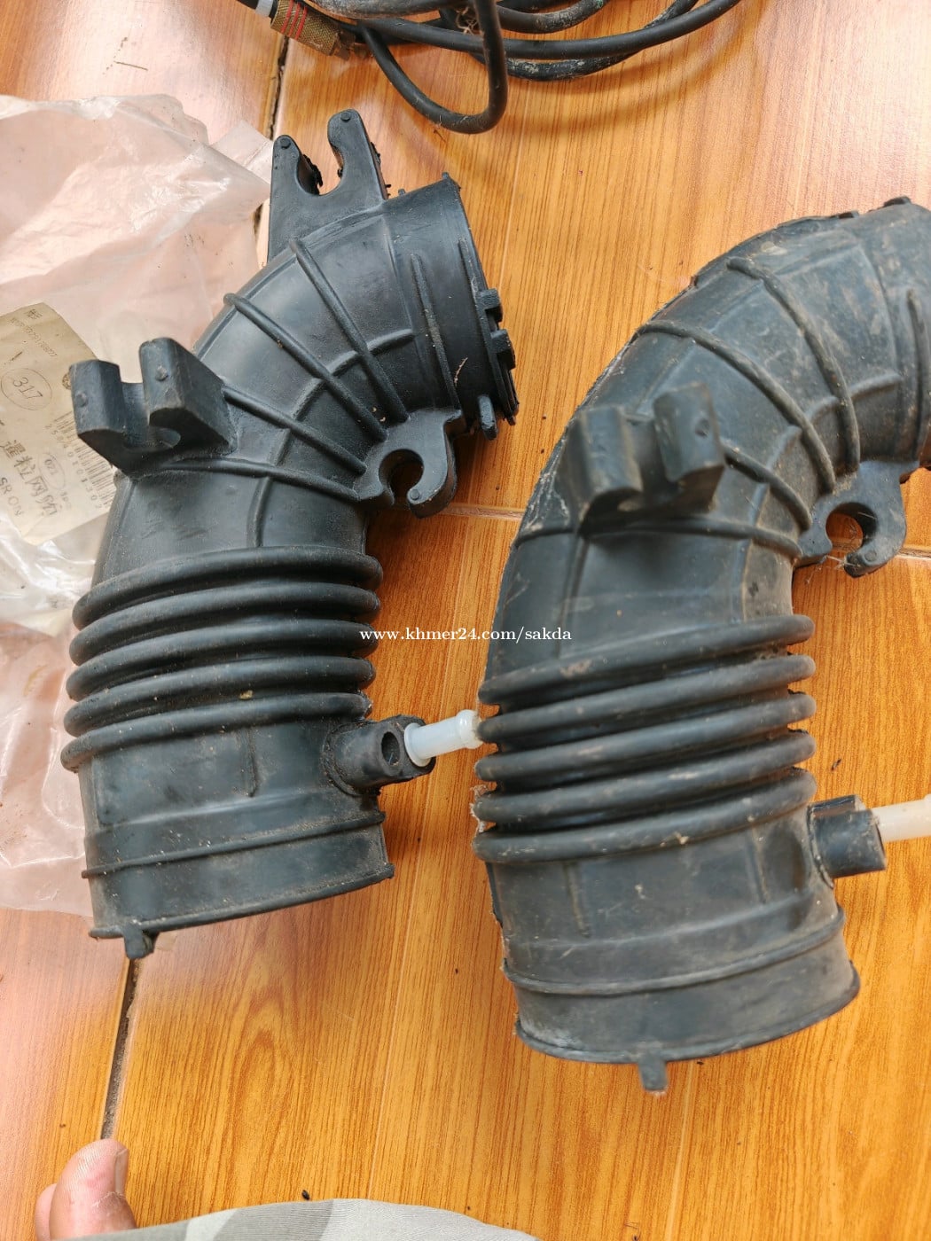 ទុយោអ៊ែ CRV2002-2007 ម៉ាស៊ីន2.0 និង ឃ្មុំCRV 2002