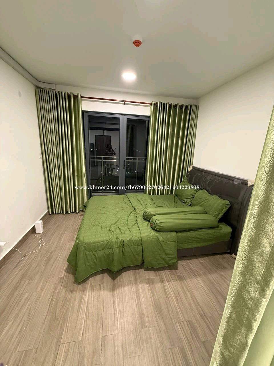 2 Bedrooms For Rent