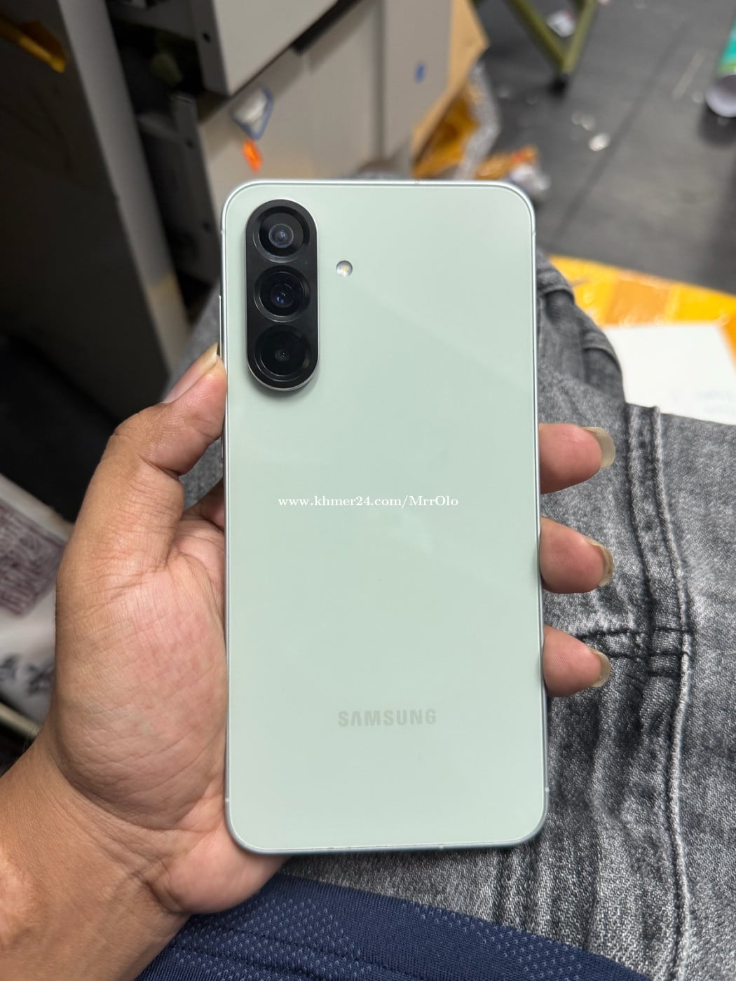 Galaxy A56 5g 98% ខ្នងដូរ