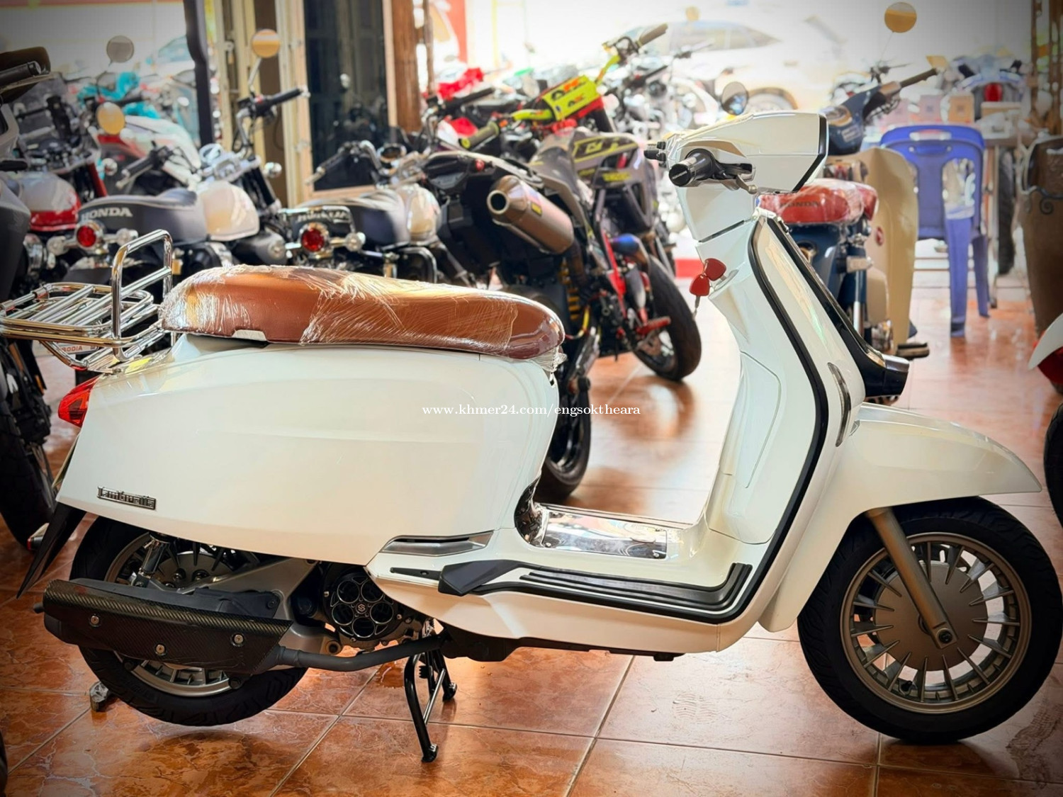 Lambretta V200 169cc 2020 price $1680.00 in Ou Ruessei Muoy, Prampir ...