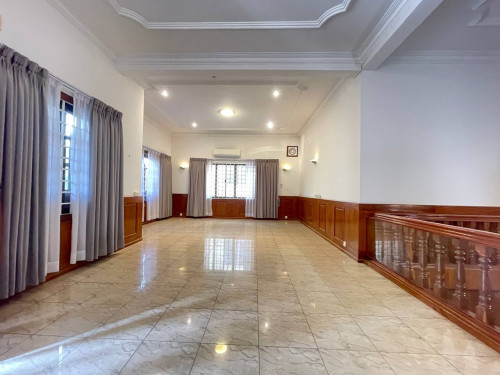 វីឡាសម្រាប់ជួល នៅបឹងកេងកង១