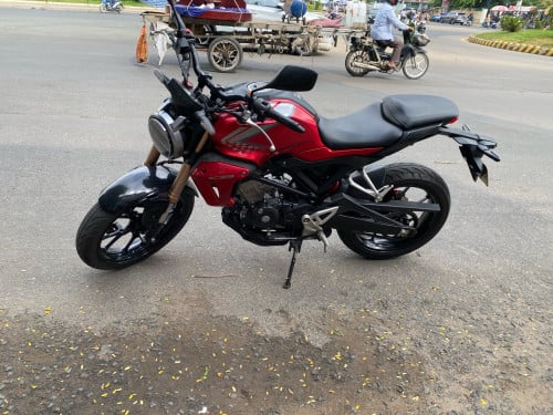 ម៉ូតូលក់