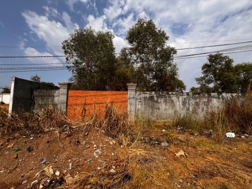 ដីលក់តម្លៃល្អទំហំ 40m x 30m ក្បែរបុរីអរគីដេពោធិ៍ចិនតុង
