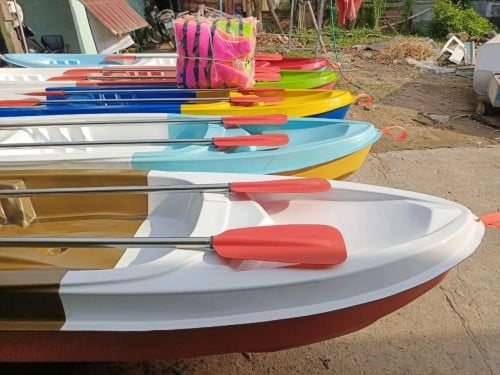 លក់ទូកកាយ៉ាក់ គ្រប់ម៉ូត គ្រប់ពណ៌ កម្ម៉ង់បាន តម្លៃធូរៗ