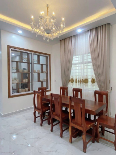 វីឡាលក់បន្ទាន់, ផ្ទះកាច់កែងស្អាត ទំហំដី 10m x21.5m, ទំហំផ្ទះ 8m x13m