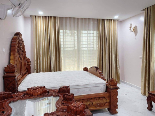 វីឡាលក់បន្ទាន់, ផ្ទះកាច់កែងស្អាត ទំហំដី 10m x21.5m, ទំហំផ្ទះ 8m x13m