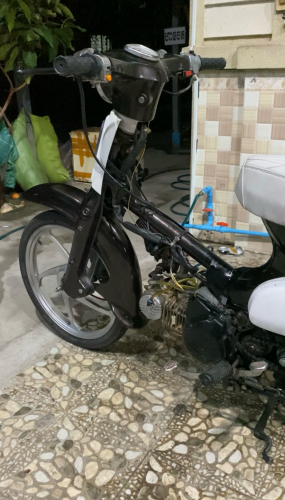 អាគុបម៉ាសុីន 125cc លក់400$ ចរចាបាន
