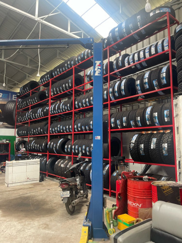 កង់ខ្មែរ 235/55R18