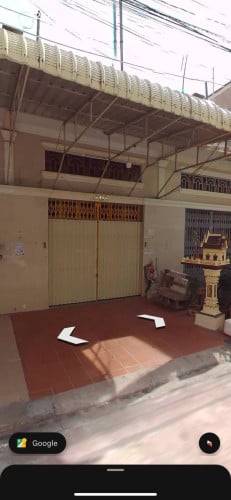 ផ្ទះល្វែងមាន3បន្ទប់គេងសម្រាប់ជួល
