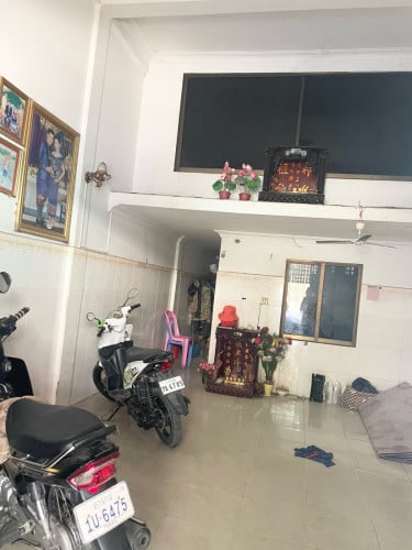 ខ្ញុំម្ចាស់ផ្ទះផ្ទាល់ !!ចង់ដាក់ ជួលបន្ទាន់ ផ្ទះមាន 3ជាន់