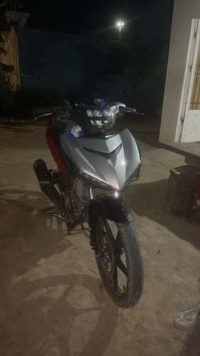 ម៉ូតូលក់ម៉ាសីុនលេង57UB