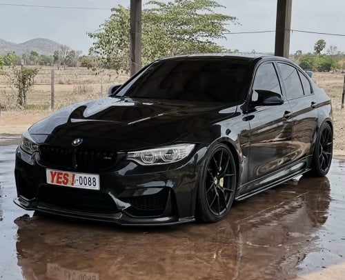 ឡានប្រើផ្ទាល់តឹមប្រើបាន 88000k/m ទេចង់លក់វិញអត់មានពេលជិះ