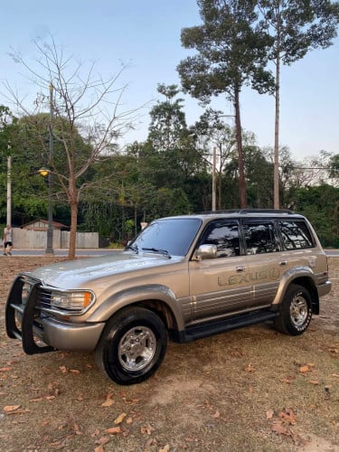 ឡានលក់បងប្អូនសេរីចាស់តែនៅសុំនុំសុគន99%LexusLX450ឆ្នាំ1997សាំងហ្គាសតំលៃ7900$និយាយគ្នាឡានថ្មីដាច់ធានា