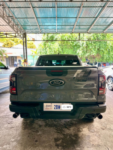 ឡានលក់ Ford Ranger Raptor ពណ័សុីម៉ង់ 023 ម៉ាសុីនសាំង