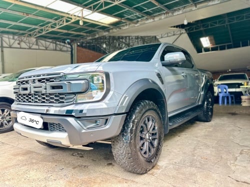 ឡានលក់ Ford Ranger Raptor ពណ័សុីម៉ង់ 023 ម៉ាសុីនសាំង