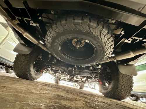 ឡានលក់ Ford Ranger Raptor ពណ័សុីម៉ង់ 023 ម៉ាសុីនសាំង
