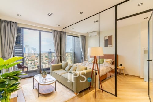 #FORSALE Premium 1-Bedroom Condo 🌇 -📍Time Square 5, BKK1, Phnom Penh