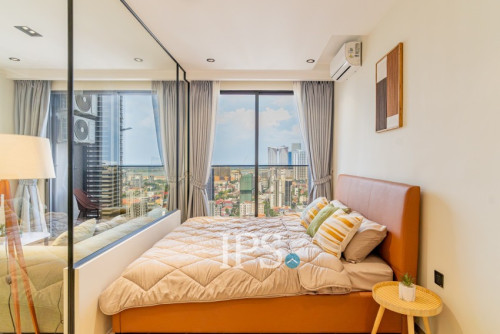 #FORSALE Premium 1-Bedroom Condo 🌇 -📍Time Square 5, BKK1, Phnom Penh