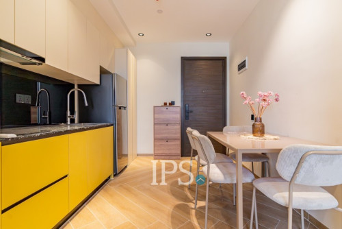 #FORSALE Premium 1-Bedroom Condo 🌇 -📍Time Square 5, BKK1, Phnom Penh