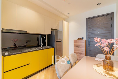 #FORSALE Premium 1-Bedroom Condo 🌇 -📍Time Square 5, BKK1, Phnom Penh