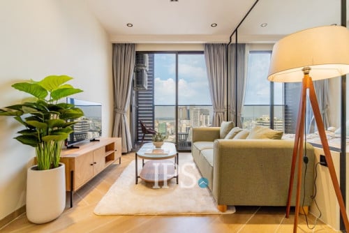 #FORSALE Premium 1-Bedroom Condo 🌇 -📍Time Square 5, BKK1, Phnom Penh