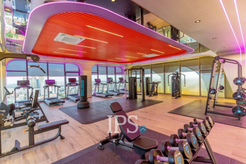 #FORSALE Premium 1-Bedroom Condo 🌇 -📍Time Square 5, BKK1, Phnom Penh